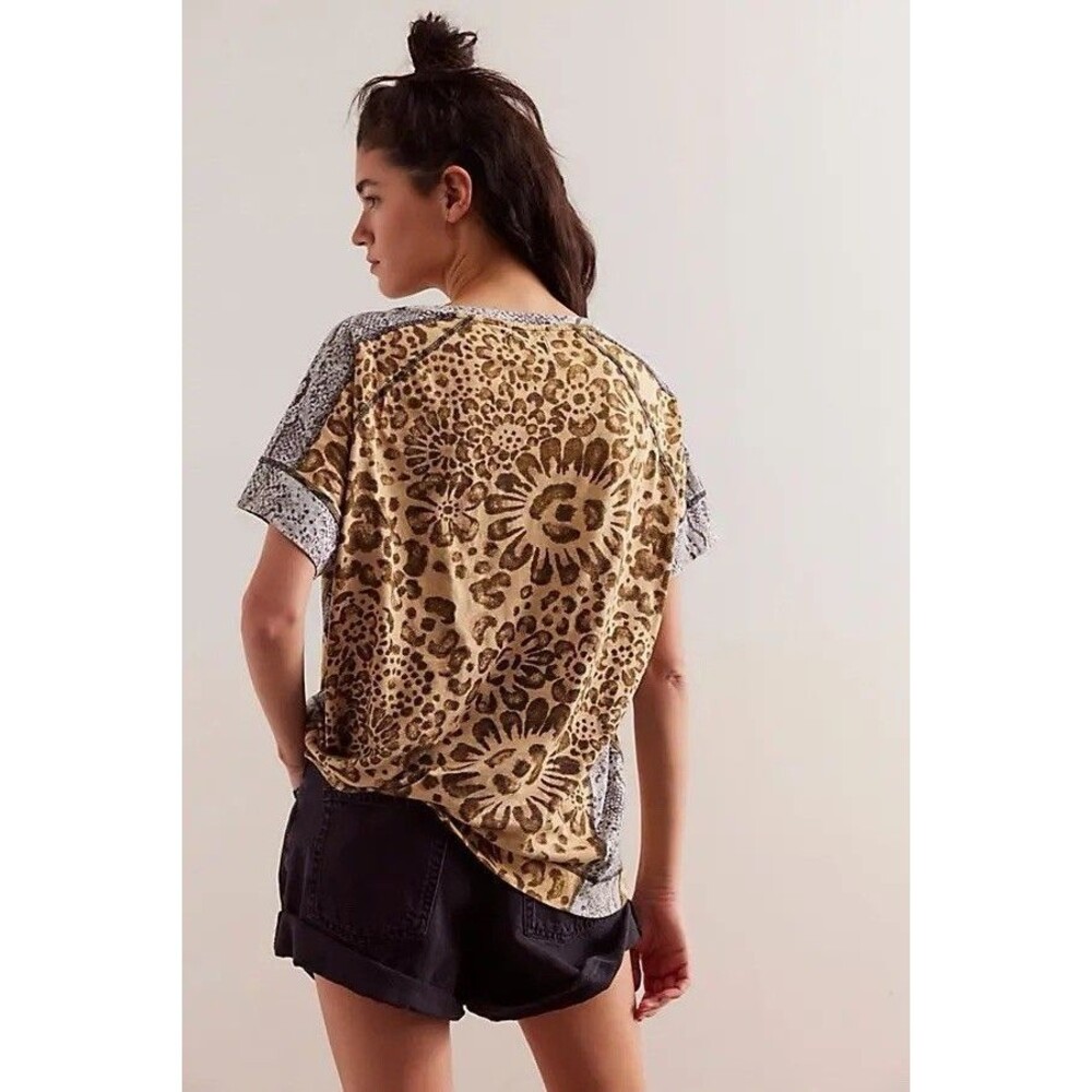 Free People We The Free Wild Thang Tee - Size Small Oversized Animal Print Top - Picture 2 of 12